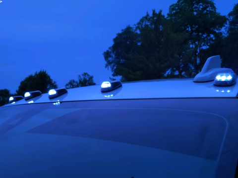 LoPro Wireless Solar-PoweRed Truck Cab White LED Light 5-Piece system - No Drilling, No Holes, No Wiring Race Sport Lighting