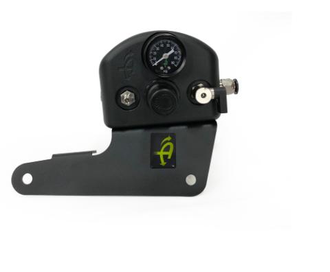 Jeep JK Tire Inflator System 4 Tire For 07-18 Wrangler JK W/Engine Mount With Box, Fittings, Hoses and Storage Bag Black UP Down Air