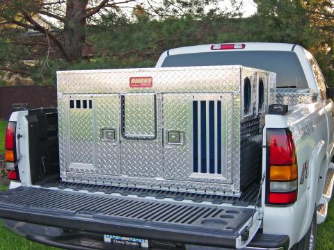Dog Box Hunter Series Double Compartment / Bear/Cat / 48 W x 45 D x 27 H / Striker Holes / Diamond Tread Aluminum / Owens Products