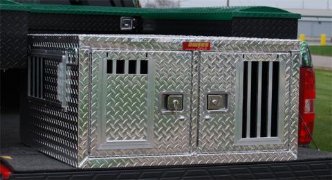Dog Box Hunter Series Double Compartment / Shallow / 48 W x 36 D x 20 H / Standard Vents / Diamond Tread Aluminum / Owens Products