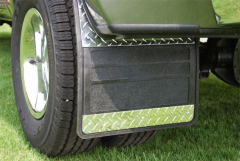 Mud Flaps Classic Dually Rubber Mudflaps / Diamond Tread Aluminum Inserts / 01-07 3500 Chevrolet Silverado/GMC Sierra / 19 x 24 / Owens Products