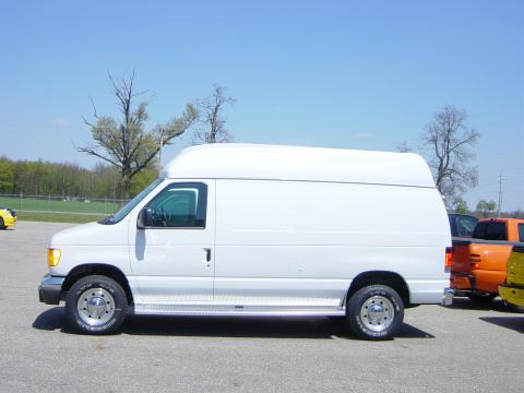 Running Boards Classicpro Series Diamond 2 Inch 92-14 Ford E-Series 2 Inch Riser 138 Inch Aluminum Owens Products