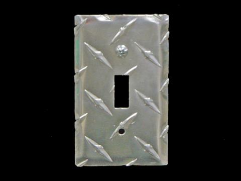 RaceMates Single Light Switch Wall Plate Cover / Each / Diamond Tread Aluminum / Owens Products