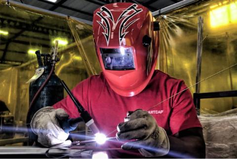 F-150 Truck Bed Cap SmartCap EVOa Adventure Matte Black For 21-24 Ford F-150 6.5 Foot Standard Bed SmartCap