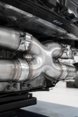 2020-2023 Chevrolet Corvette C8 6.2L Armor Pro T304 Stainless Steel 3 Inch Cat-Back Quad Split Rear with Carbon Fiber Tips Valve Delete MBRP