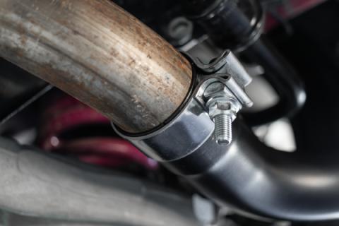 2018-23 Ford Mustang GT 5.0L T304 Stainless Steel 2.5 Inch Axle-Back with Quad Carbon Fiber Tips MBRP