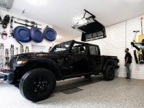 HOSS Storage Hardtop Hoist For Jeep 2018-Current Wrangler JL Black Bestop