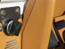 Jeep CJ/YJ Windshield Knobs Pair 76-95 CJ and Wrangler YJ Powdercoat Black Kentrol