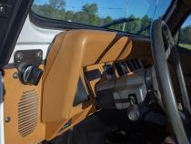Jeep CJ/YJ Windshield Knobs Pair 76-95 CJ and Wrangler YJ Powdercoat Black Kentrol