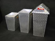 RaceMates Large Trash Can Waste Receptacle with Swinging Lid / Diamond Tread Aluminum / Owens Products