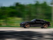 2023-Up Nissan Z 3.0L Armor Pro 3 Inch Cat-Back Dual Rear Exit T304 with Carbon Fiber Tips MBRP